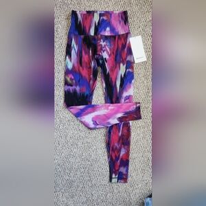 Lululemon Wunder Under Train Leggings 28